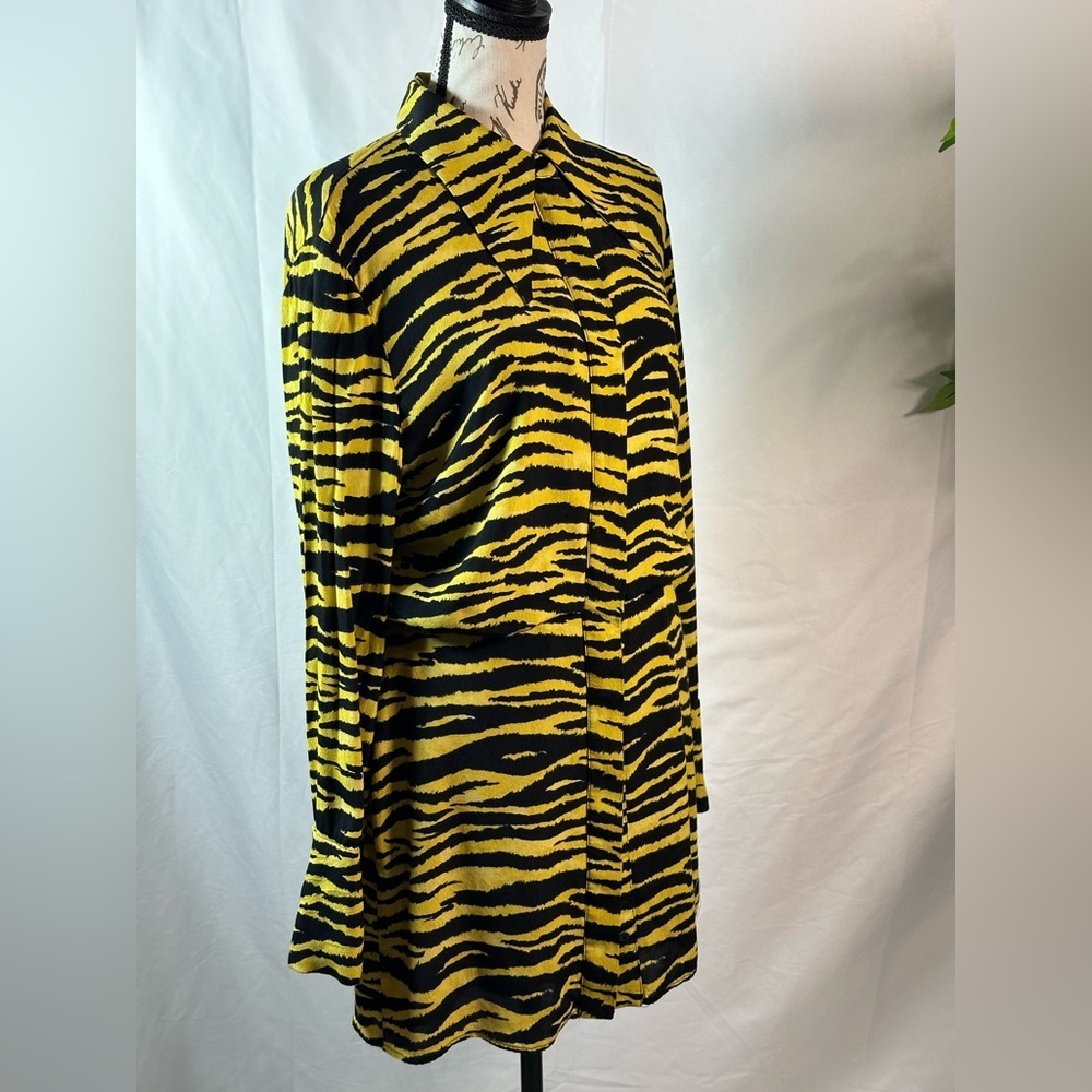 Mango Zebra Print Mini Dress in Green and Black 🌴☀️ - Picture 13 of 15